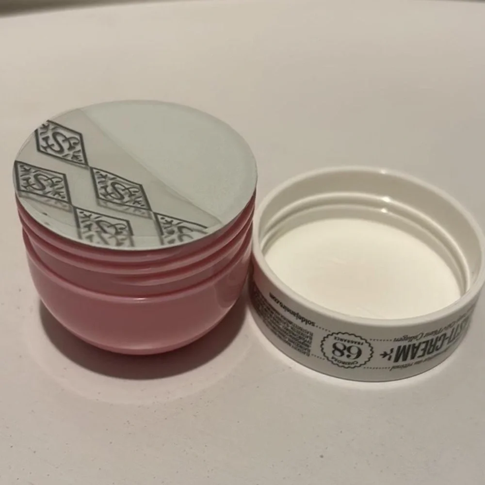 Sol de Janeiro 68 Beija Flor Elasti-Cream Mini travel size in 25ml
